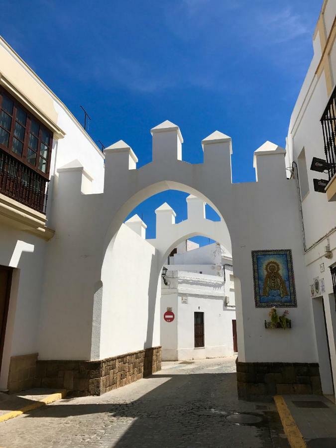 Con Terraza,a 100m Playa Costilla Y Frente Al Castillo Apartamento