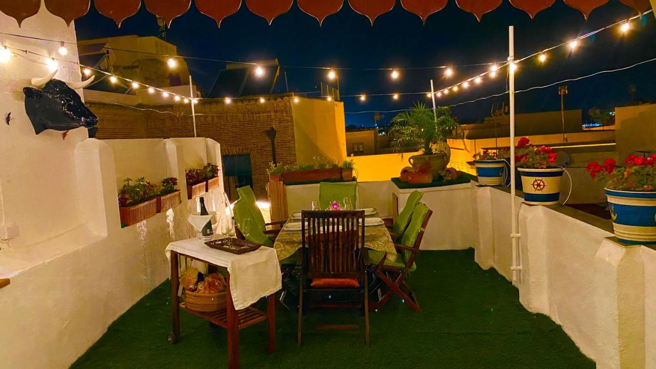 Con Terraza,a 100m Playa Costilla Y Frente Al Castillo Appartement Rota