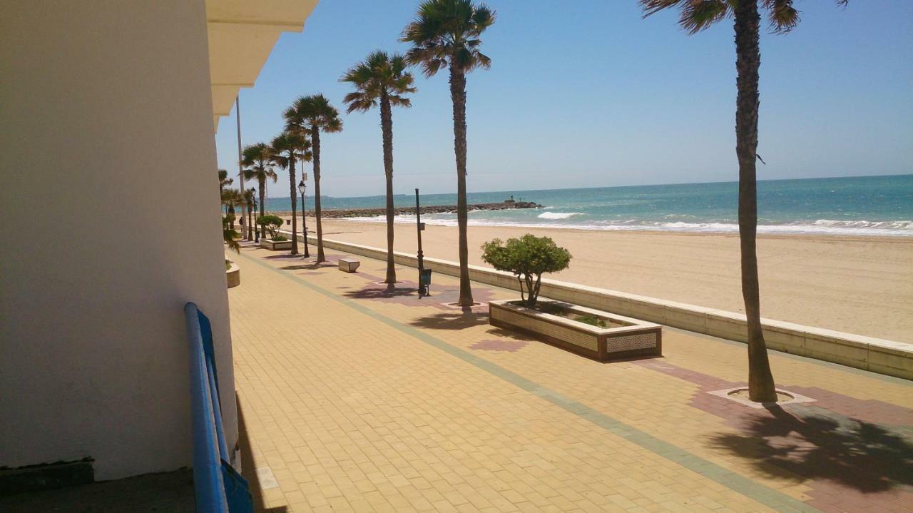 Con Terraza,a 100m Playa Costilla Y Frente Al Castillo Apartment *